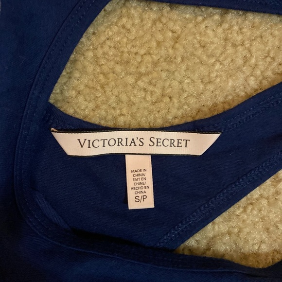 Victoria’s Secret Pajama Set - Picture 4 of 4